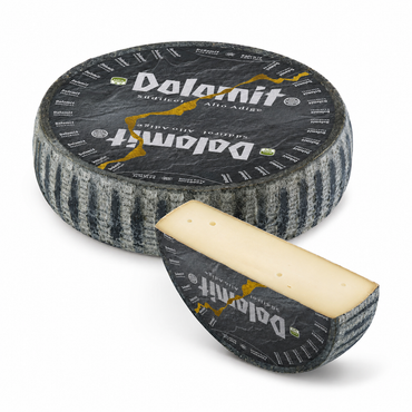 Südtiroler Dolomit Hartkäse aus Kuhmilch, mindestens 8 Monate gereift und würzig-aromatisch